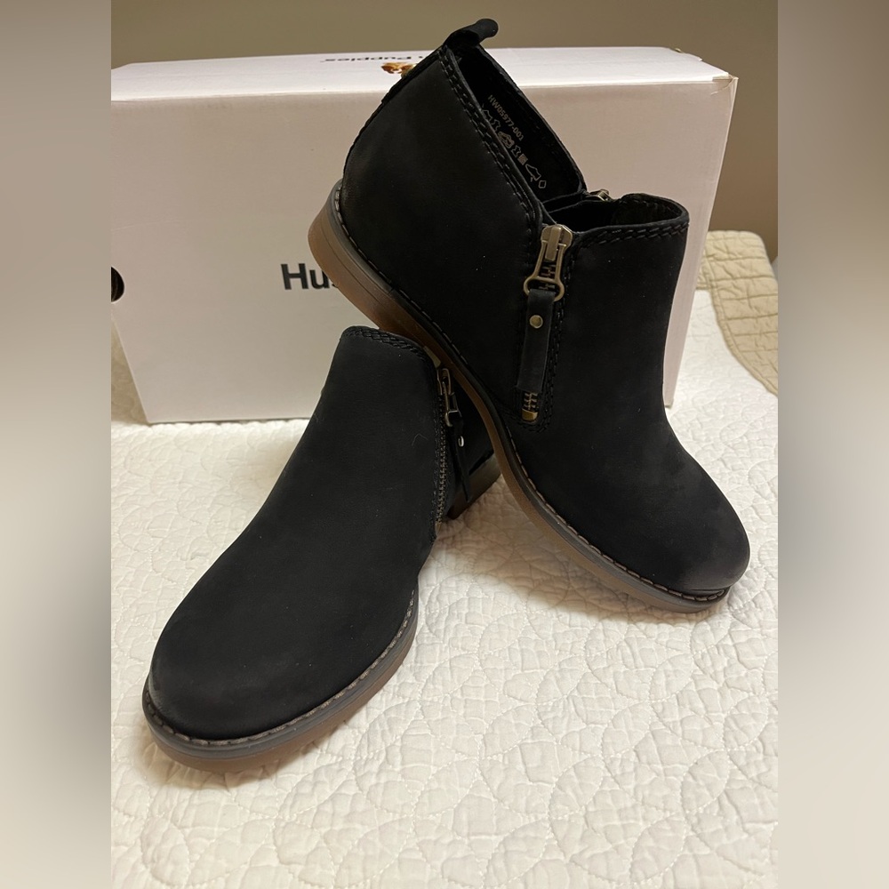 Hush Puppies Mazin Cayto Booties, new in original box, Size 7